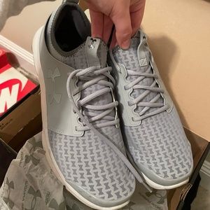 Under Armour men’s shoe size 12